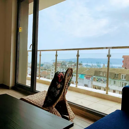 Daire Sea View Stylish - Top Center *