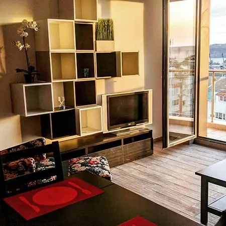 Sea View Stylish - Top Center Daire Varna